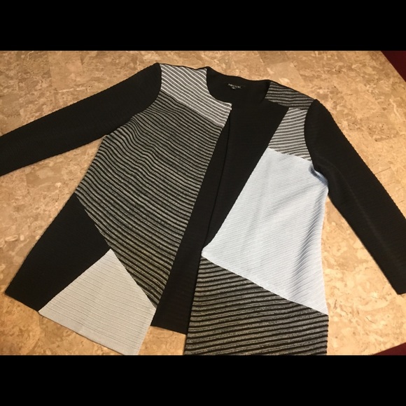 Sold.Misook pattern jacket. - Picture 3 of 3